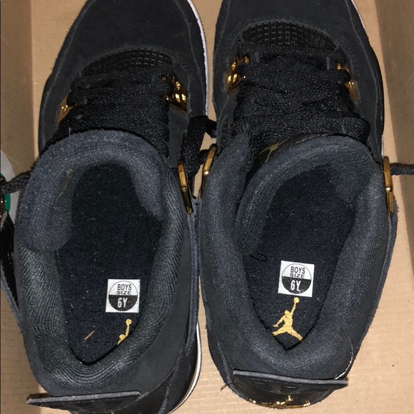 Retro 4 - Picture 6 of 6